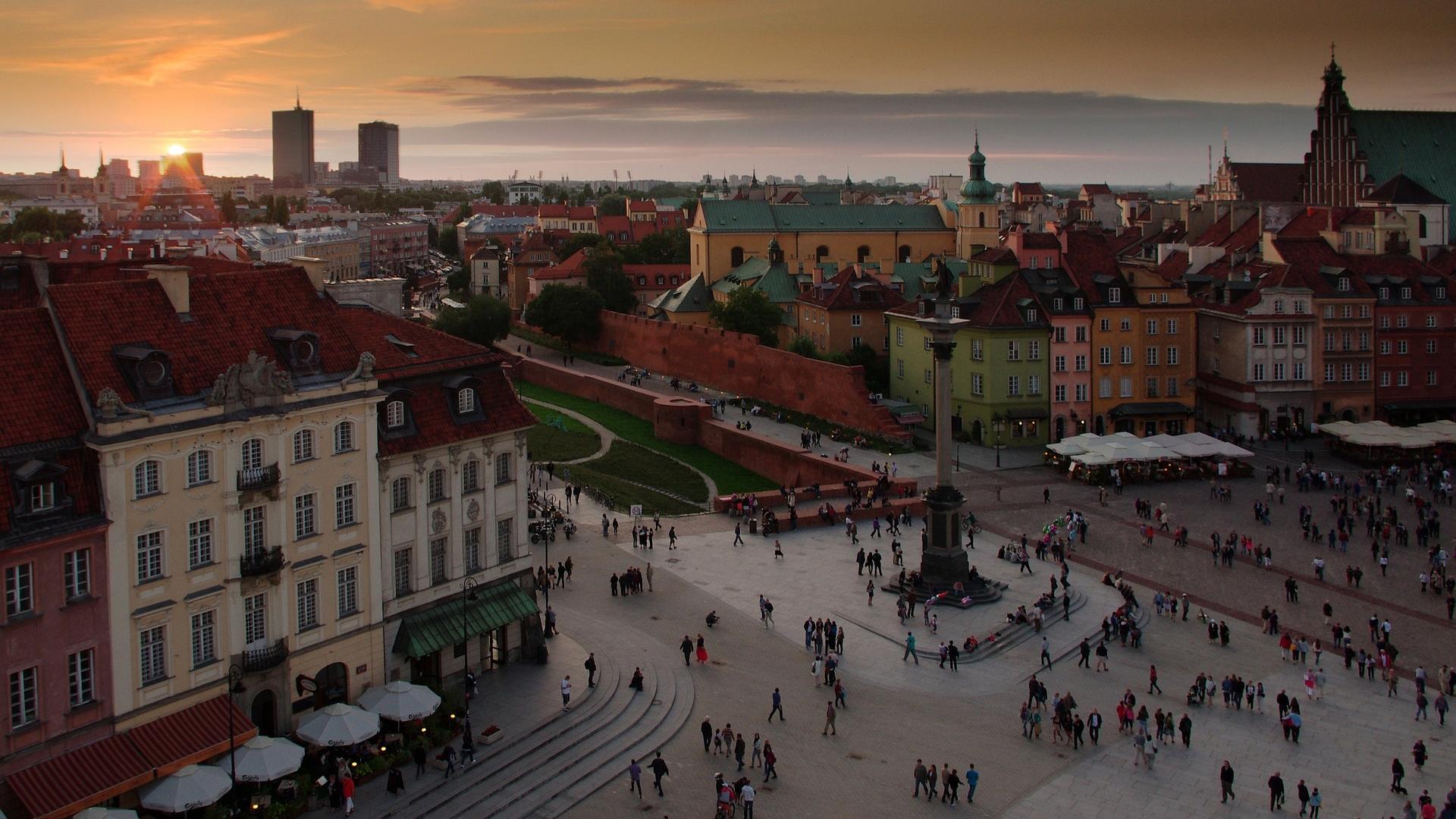 tour-to-poland-warsaw