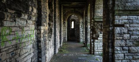 the-mausoleum-4655512_1920