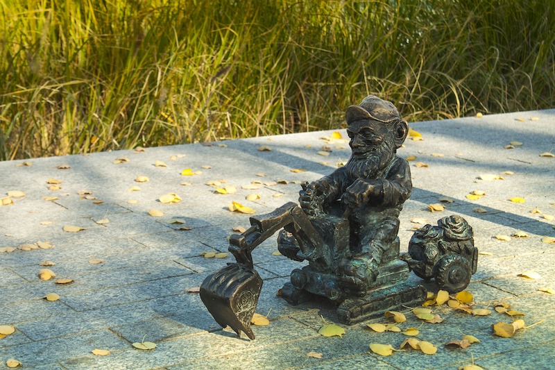 worker-dwarf-wroclaw.jpg