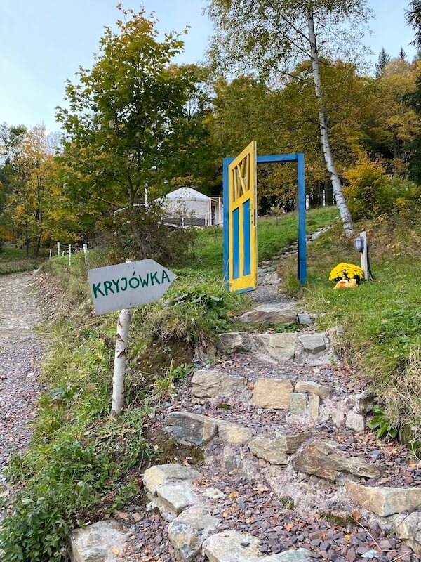 yurts-in-poland-kryjowka.jpg