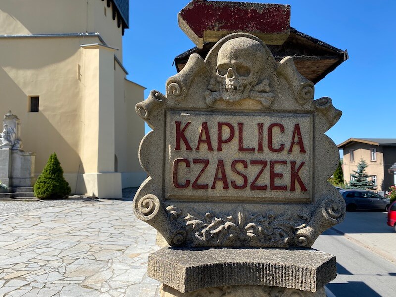 kaplica-czaszek-klodzko-poland.jpg