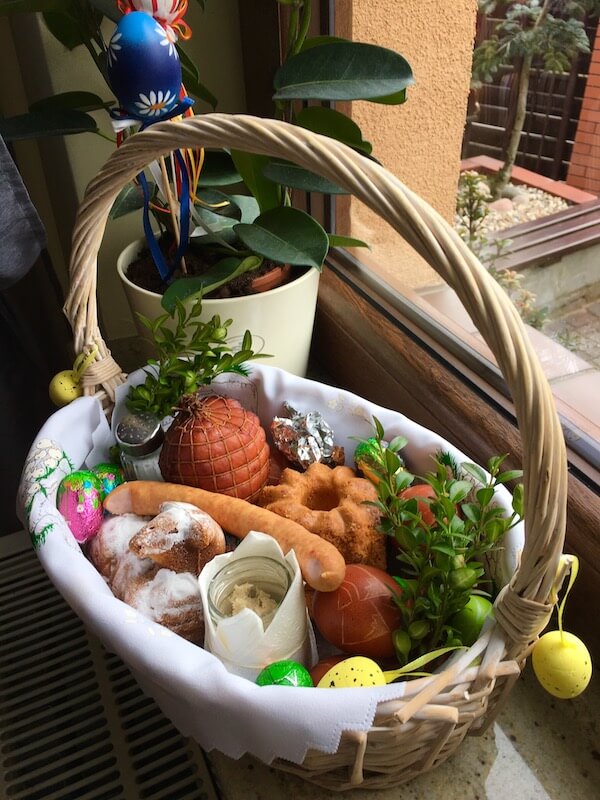 Easter-Poland-Basket.jpg
