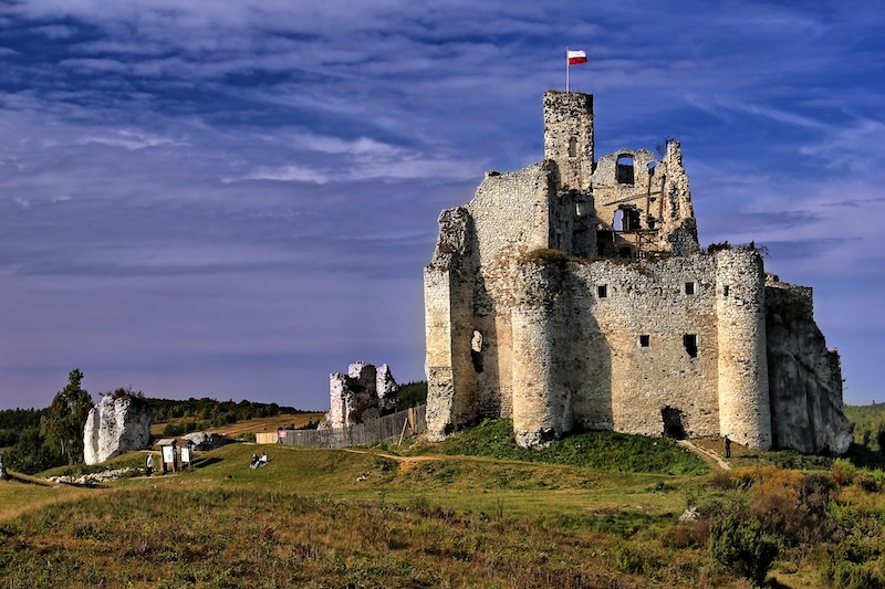 middle-ages-castle.jpg